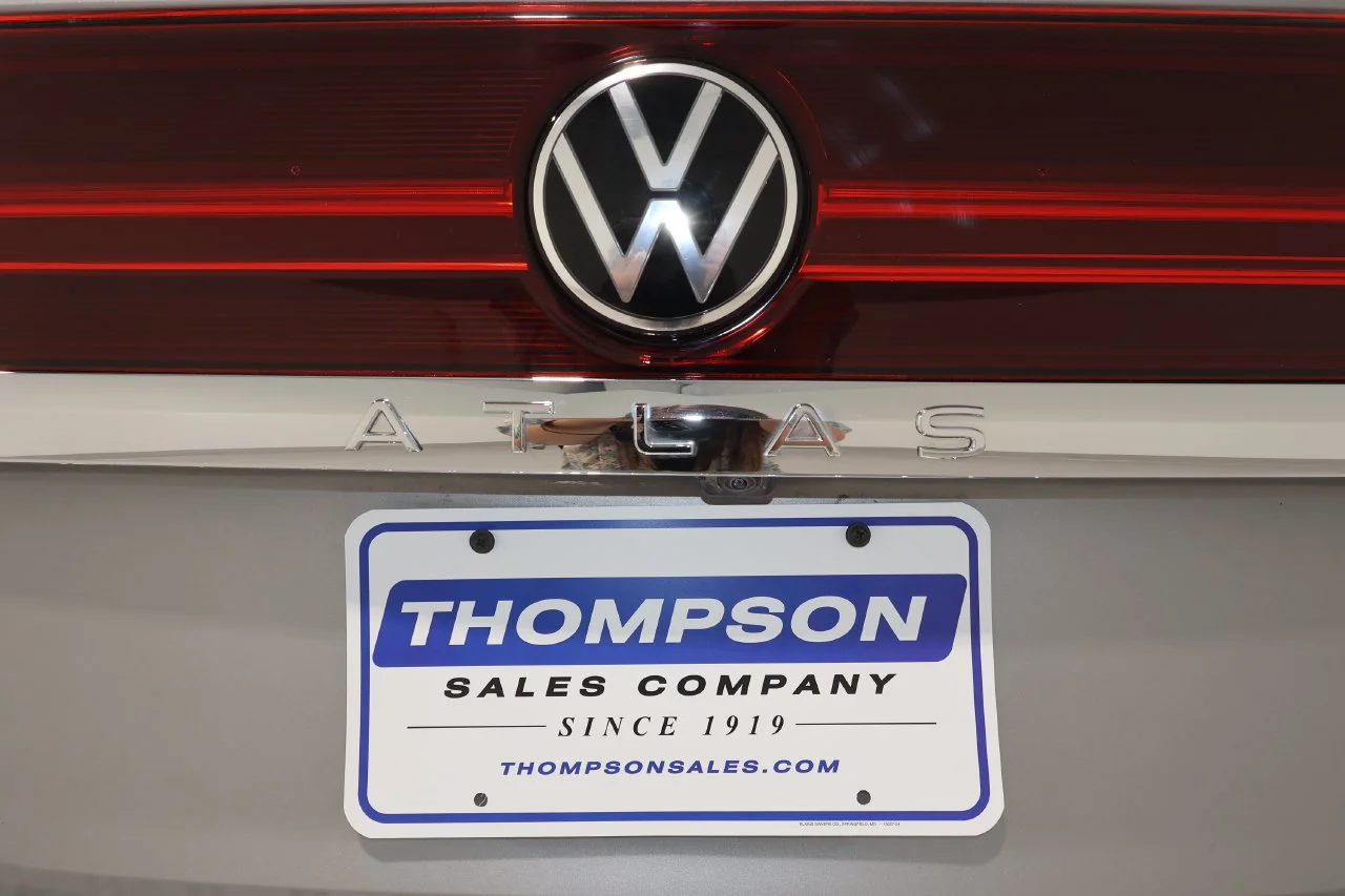 Used 2024 Silver Volkswagen 2.0T SEL image 37