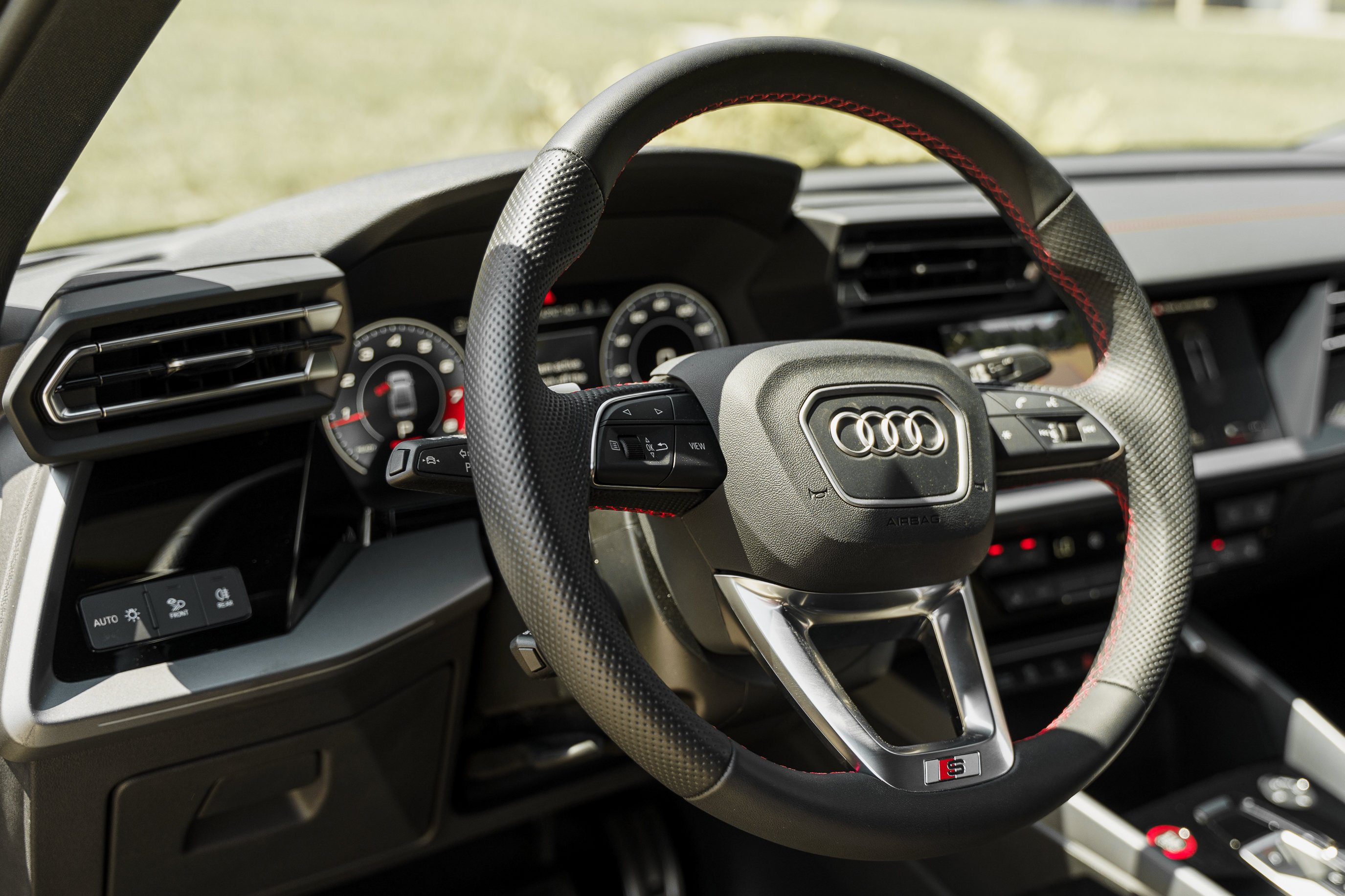 Used 2025 Mythos Black Metallic Audi Premium Plus image 10