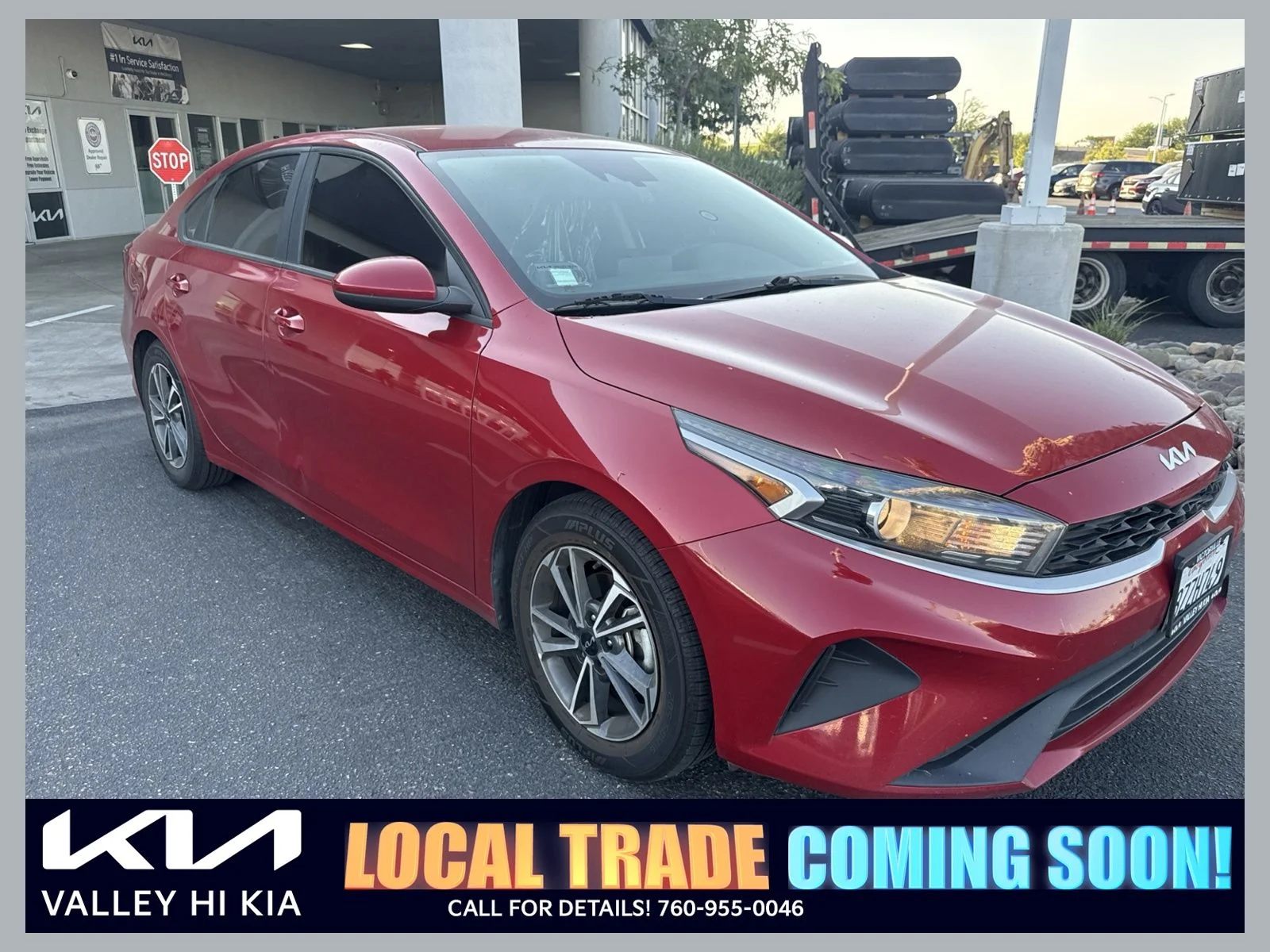 Used 2022 Currant Red Kia LXS image 1