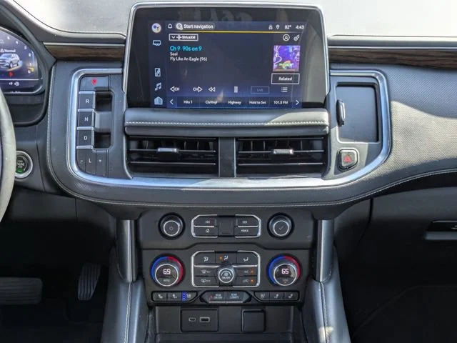 Used 2022 Black Chevrolet Premier image 21