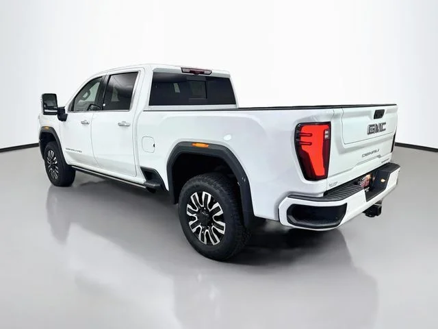 Used 2024 White GMC Denali Ultimate image 5