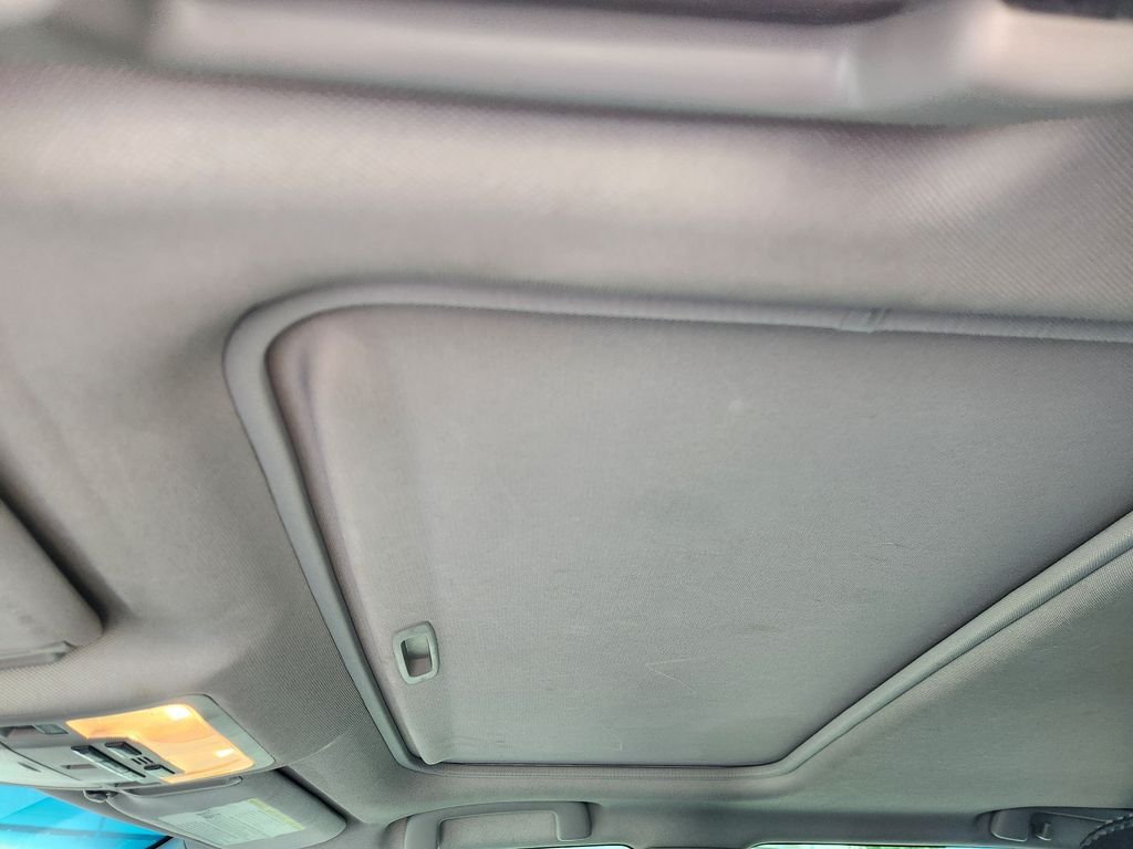 Used 2014 Blizzard Pearl Toyota SE image 25