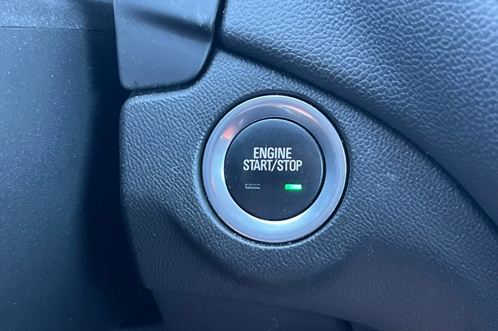 Used 2020 Summit White Chevrolet LT image 23