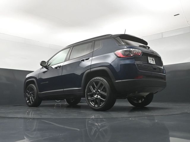 New 2026 Fathom Blue Pearl-Coat Exterior Paint Jeep Limited image 22