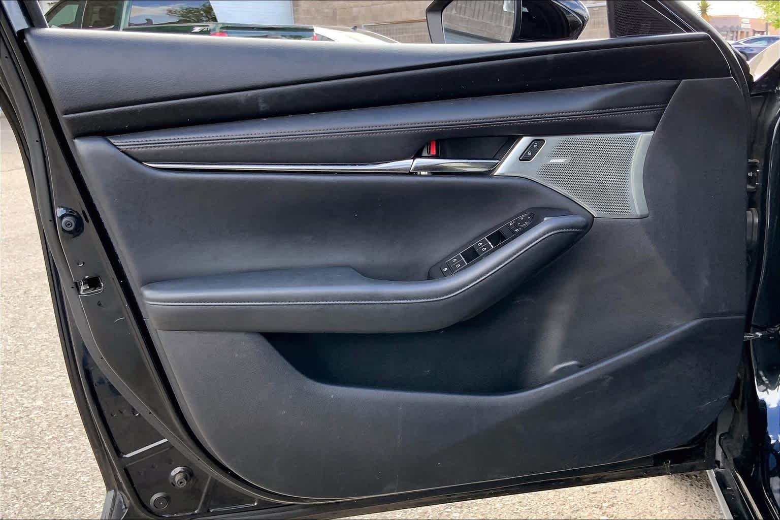 Used 2019 Jet Black Mica Mazda w/Premium Pkg image 21