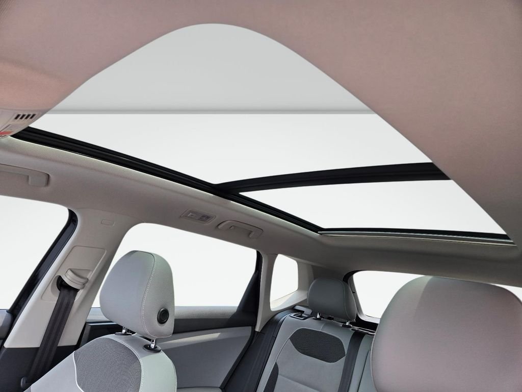2023 Volkswagen Taos SE - Photo 15