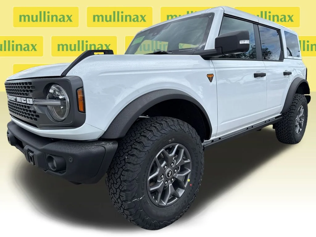 New 2025 White Ford Badlands image 18