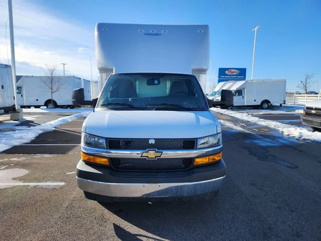 New 2025 Summit White Chevrolet 2WT image 2