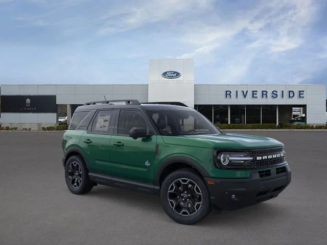 New 2025 Eruption Green Metallic Ford Outer Banks® image 7