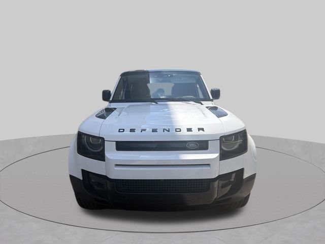 Certified Used 2026 Fuji White Land Rover S image 2