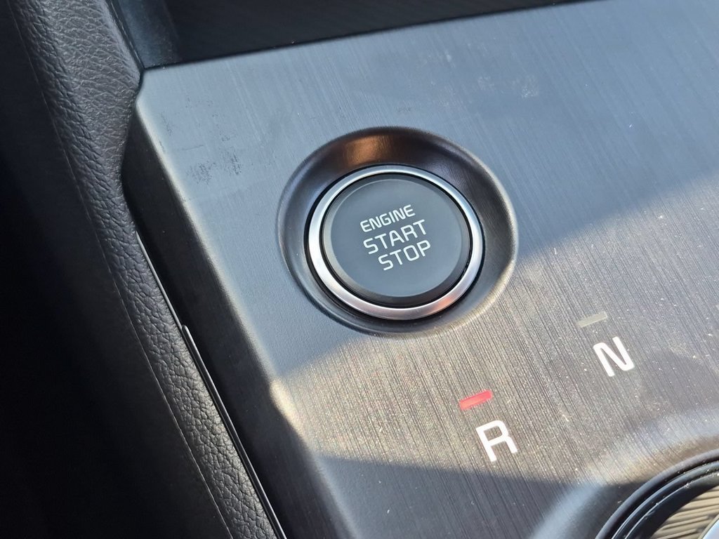 New 2027 Fusion Black Kia S image 17