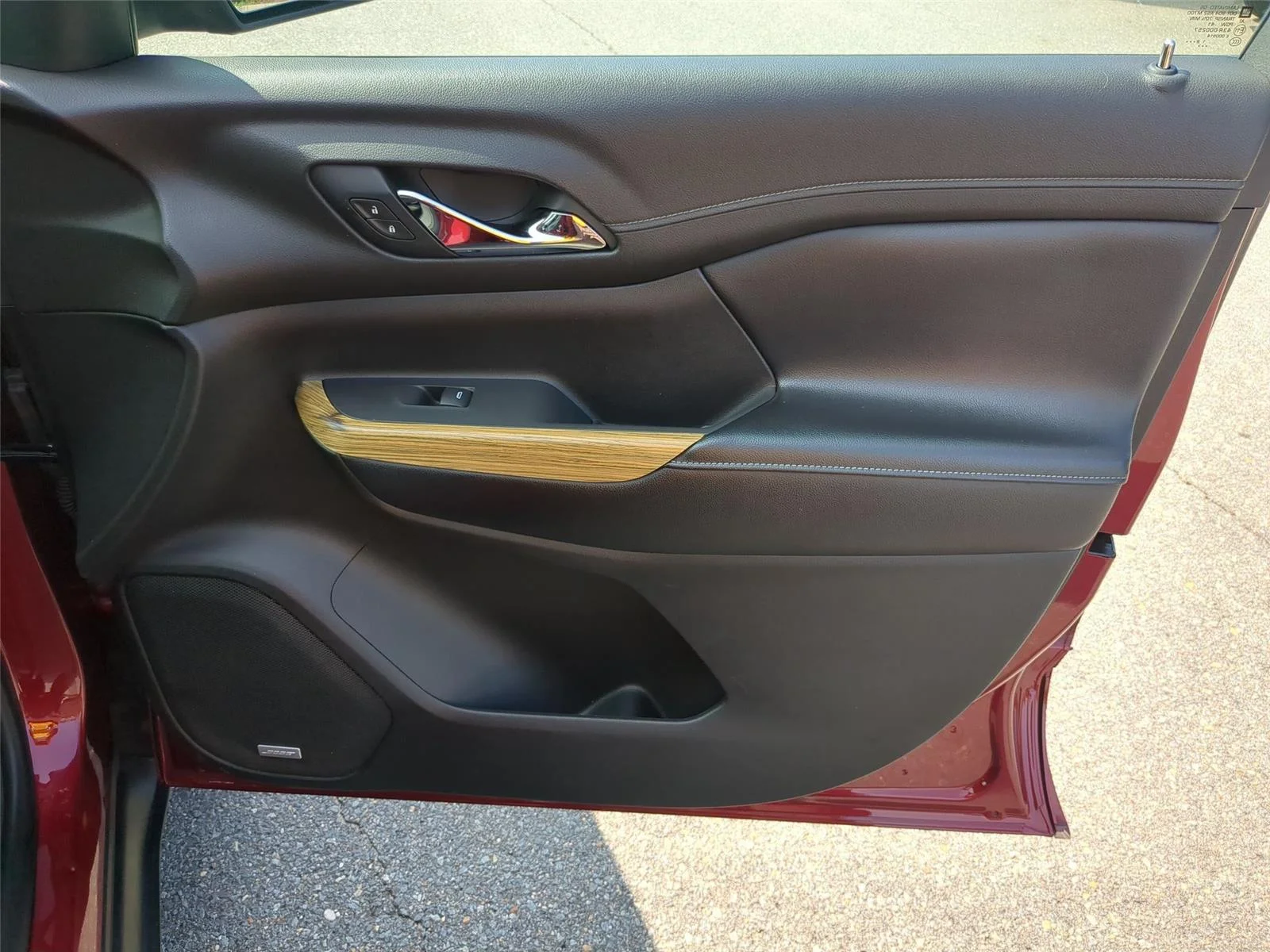 Used 2019 Red Quartz Tintcoat GMC Denali image 37