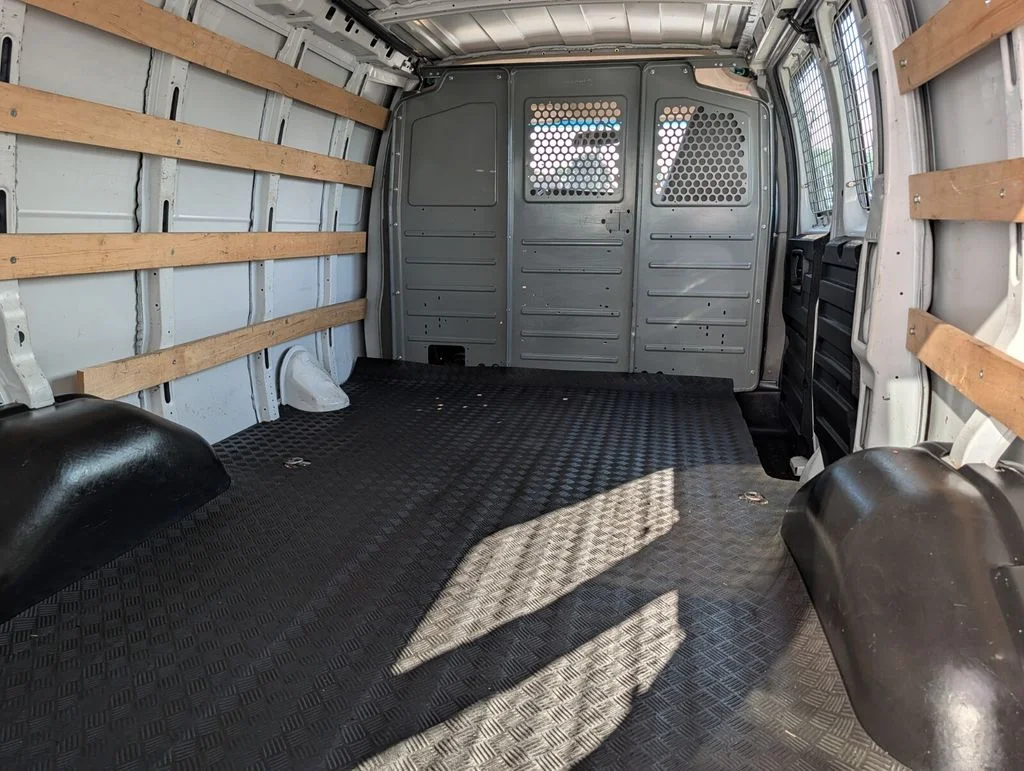 Used 2020 White GMC Work Van image 5