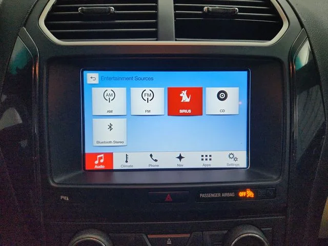 Used 2017 White Ford XLT image 27