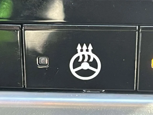 Certified Used 2024 White Nissan SV image 29