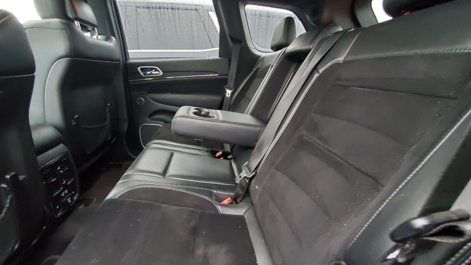Used 2015 Deep Cherry Red Crystal Pearlcoat Jeep SRT image 5