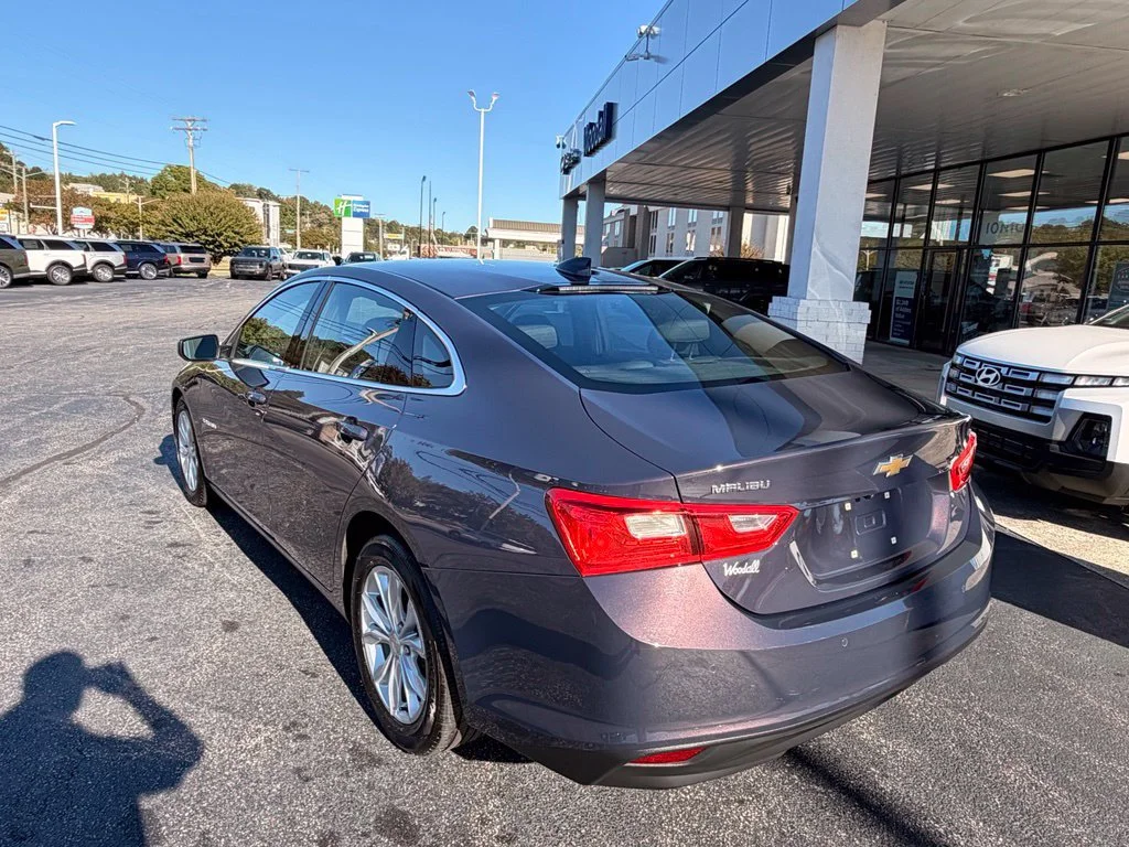 Used 2025 Night Shade Metallic Chevrolet 1LT image 9
