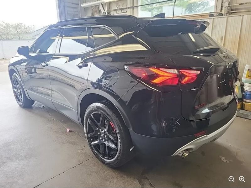 Used 2022 Black Chevrolet LT image 2