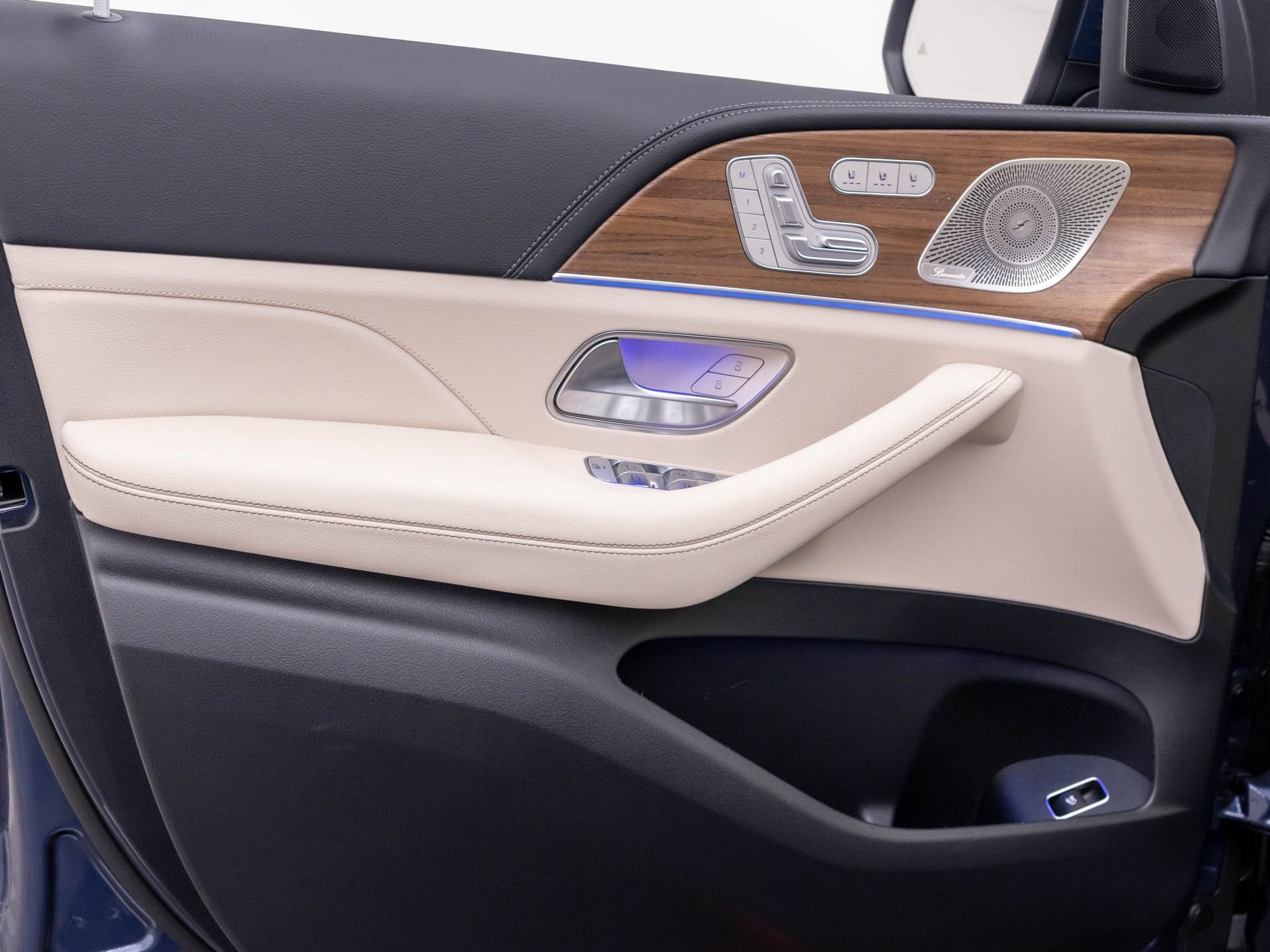 New 2026 Twilight Blue Metallic Mercedes-Benz GLS 580 image 55