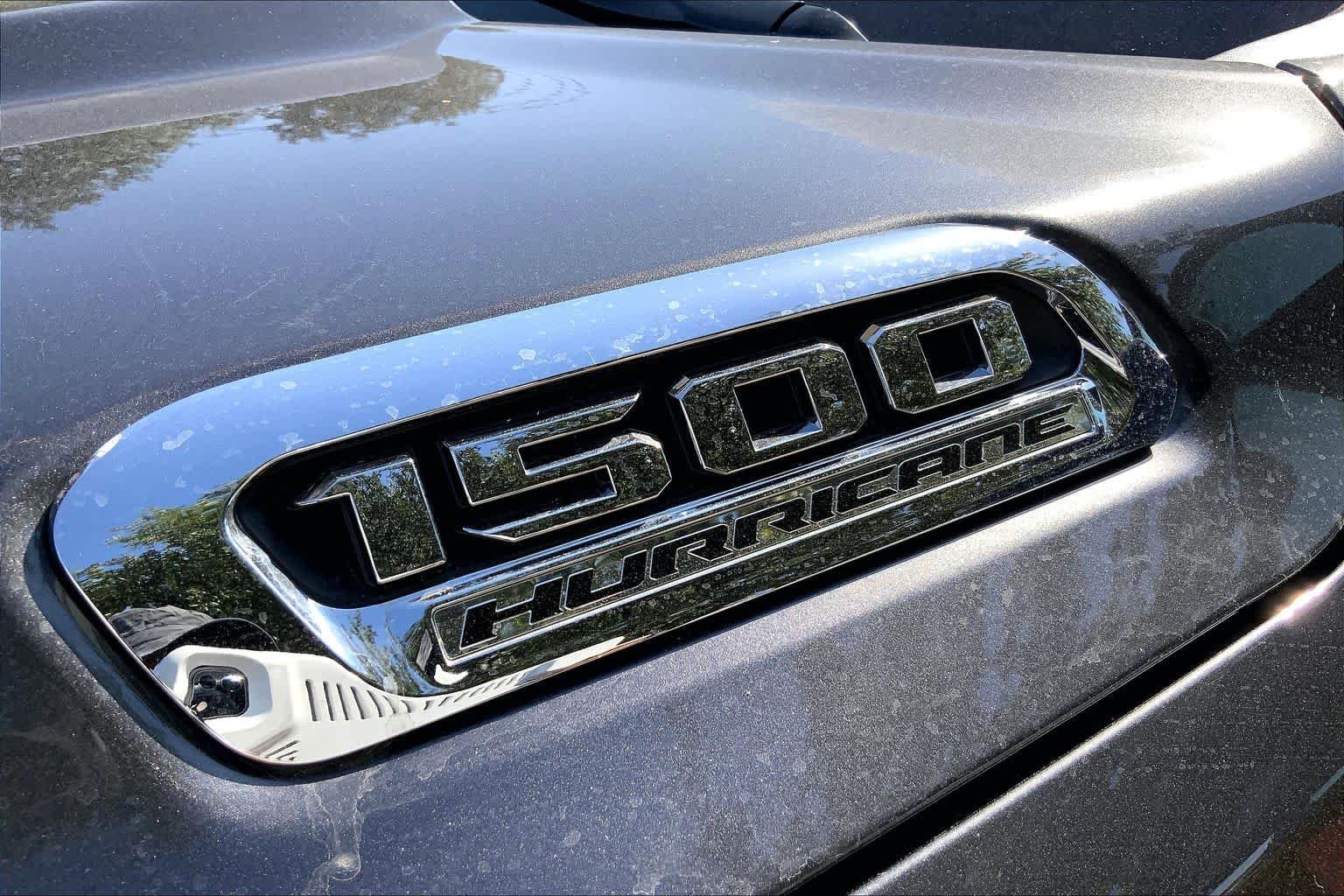 New 2026 Granite Crystal Metallic Clear-Coat Exterior Paint RAM Laramie image 15