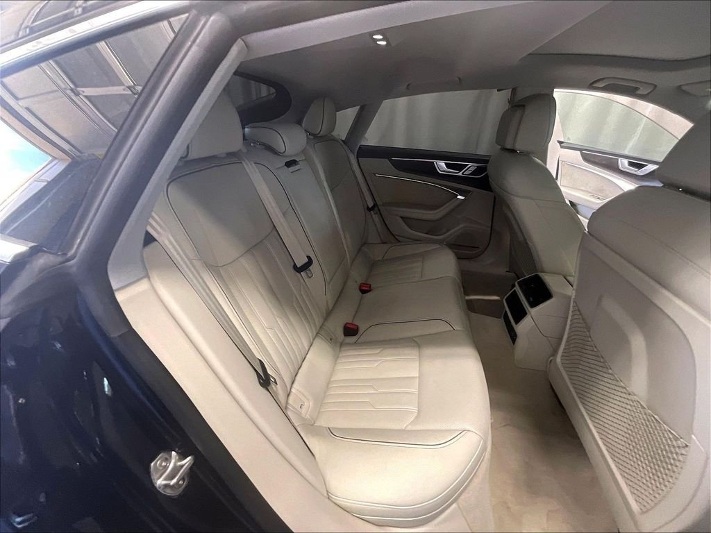 Used 2019 Blue Audi 3.0T Prestige image 16