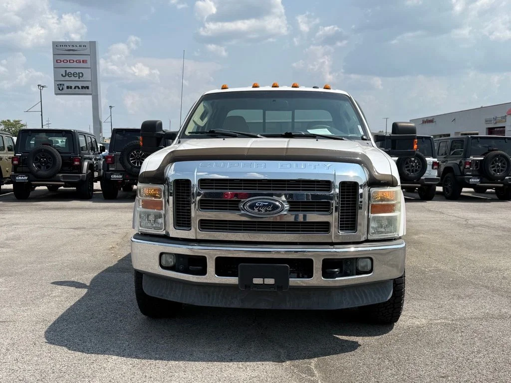 Used 2010  Ford  image 2
