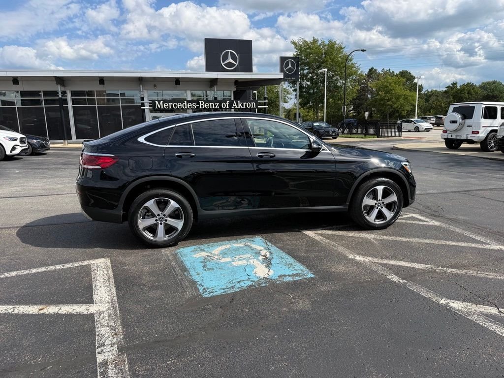 Certified Used 2023  Mercedes-Benz GLC 300 Coupe image 5
