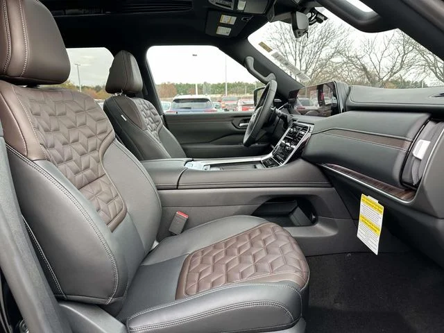 2026 Nissan Armada Platinum Reserve - Photo 10