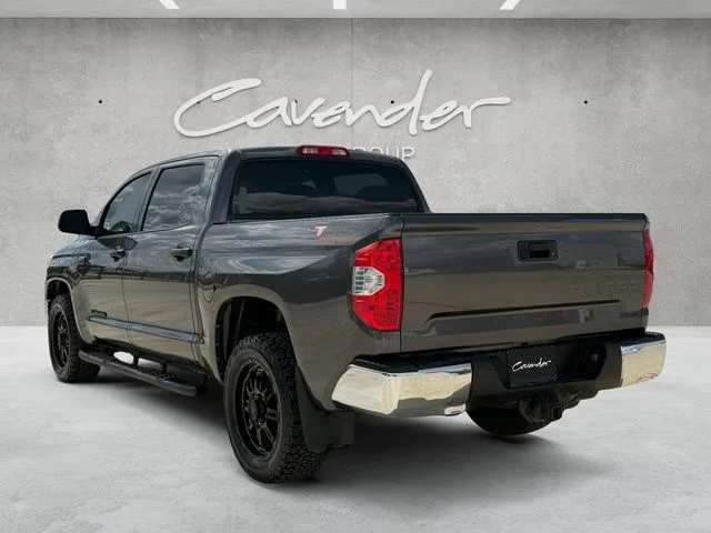 Certified Used 2016 Gray Toyota SR5 image 15