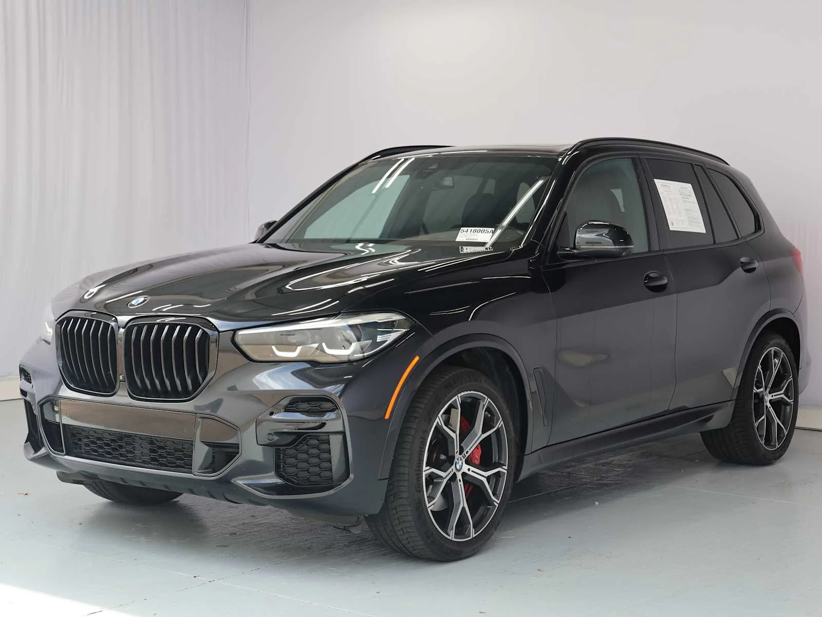 Used 2022 Black Sapphire Metallic BMW sDrive40i image 29