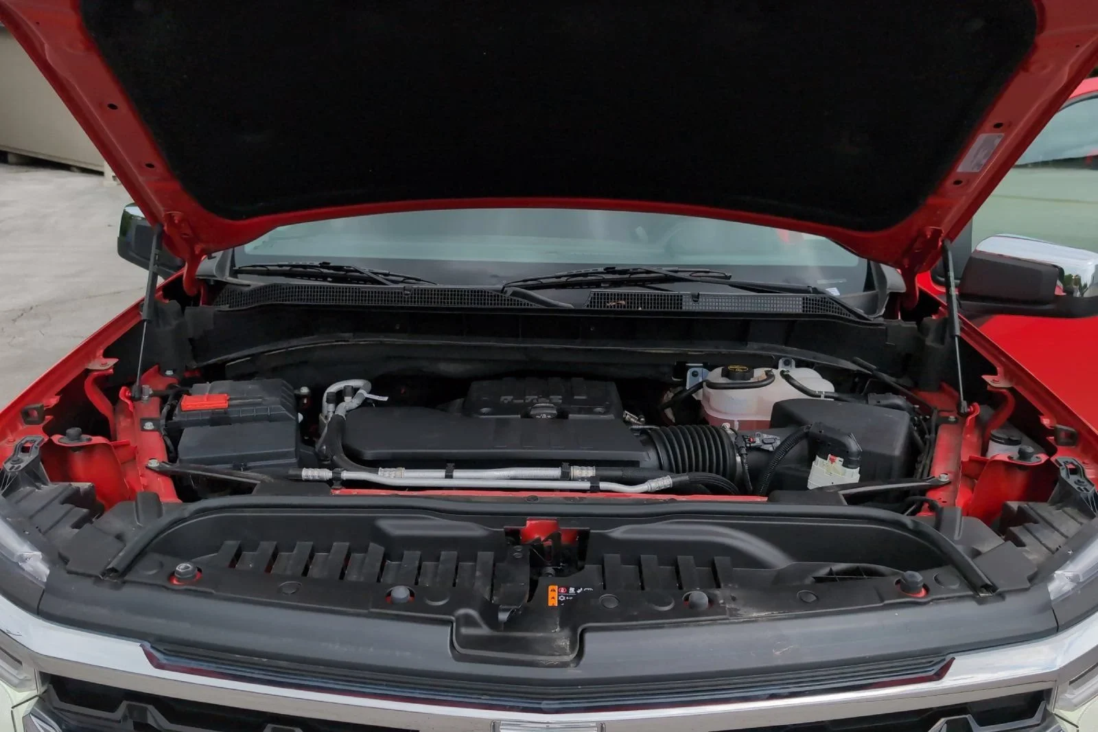 Used 2025 Red Hot Chevrolet LT (2FL) image 29
