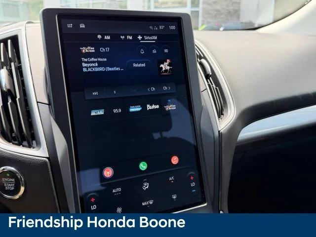 Used 2022 Black Ford SE image 20