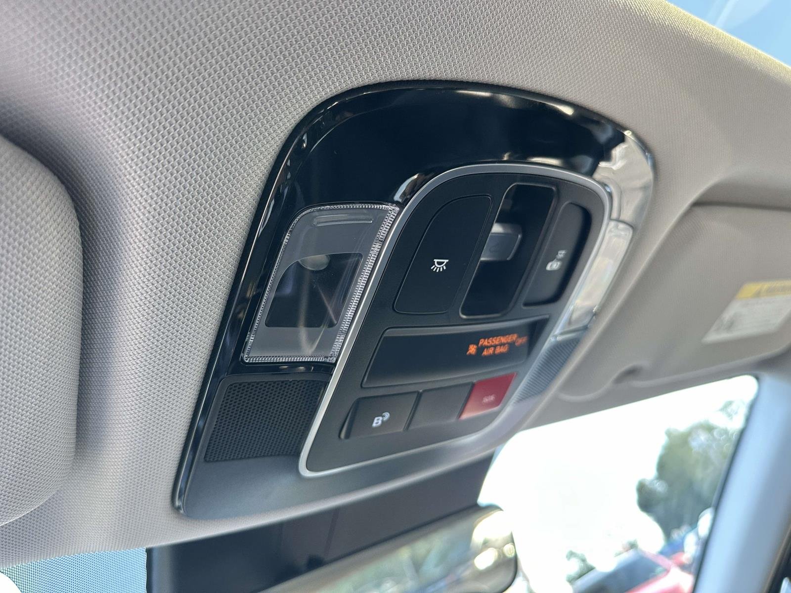 2024 Hyundai Sonata Hybrid Limited - Photo 37