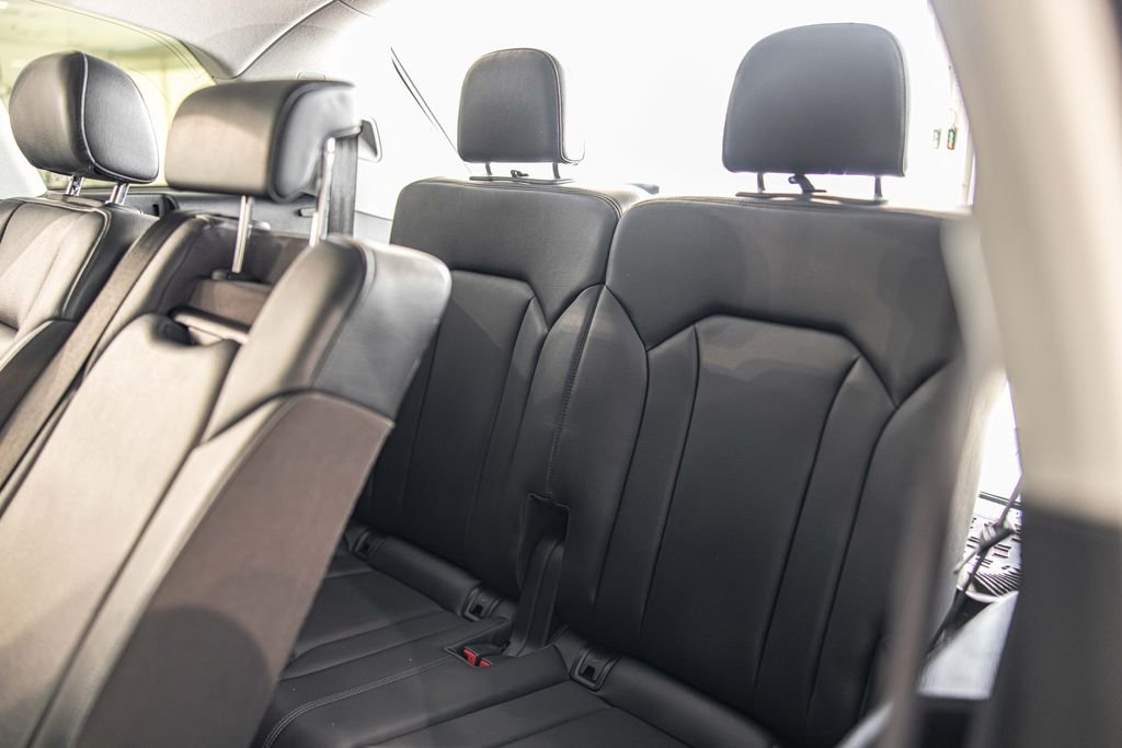 Used 2018  Audi 3.0T Prestige image 38