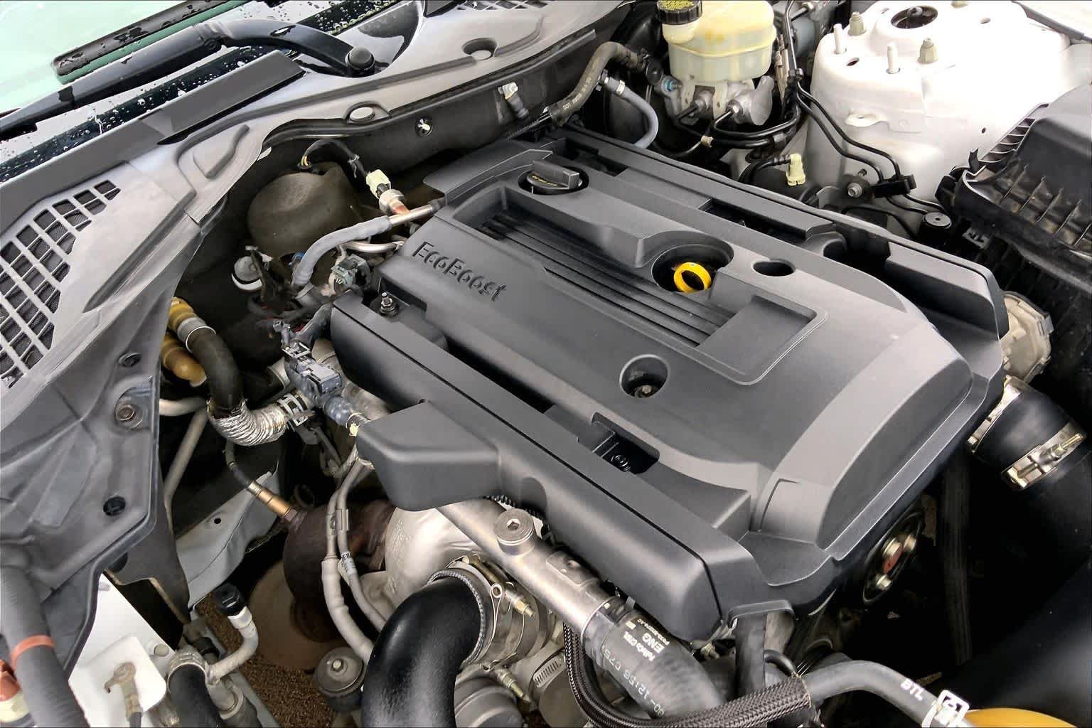 Used 2015 Oxford White Ford EcoBoost image 27