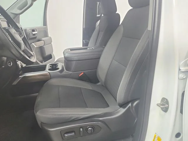 Used 2021 White Chevrolet LT Trail Boss image 19