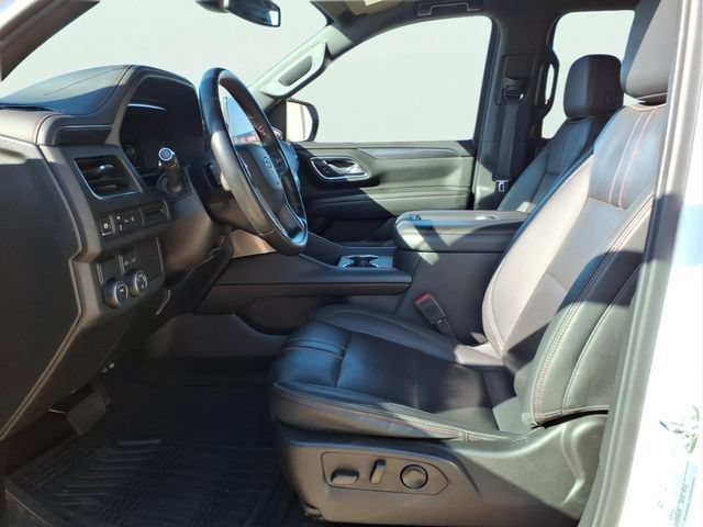 Used 2024 Summit White Chevrolet RST image 17