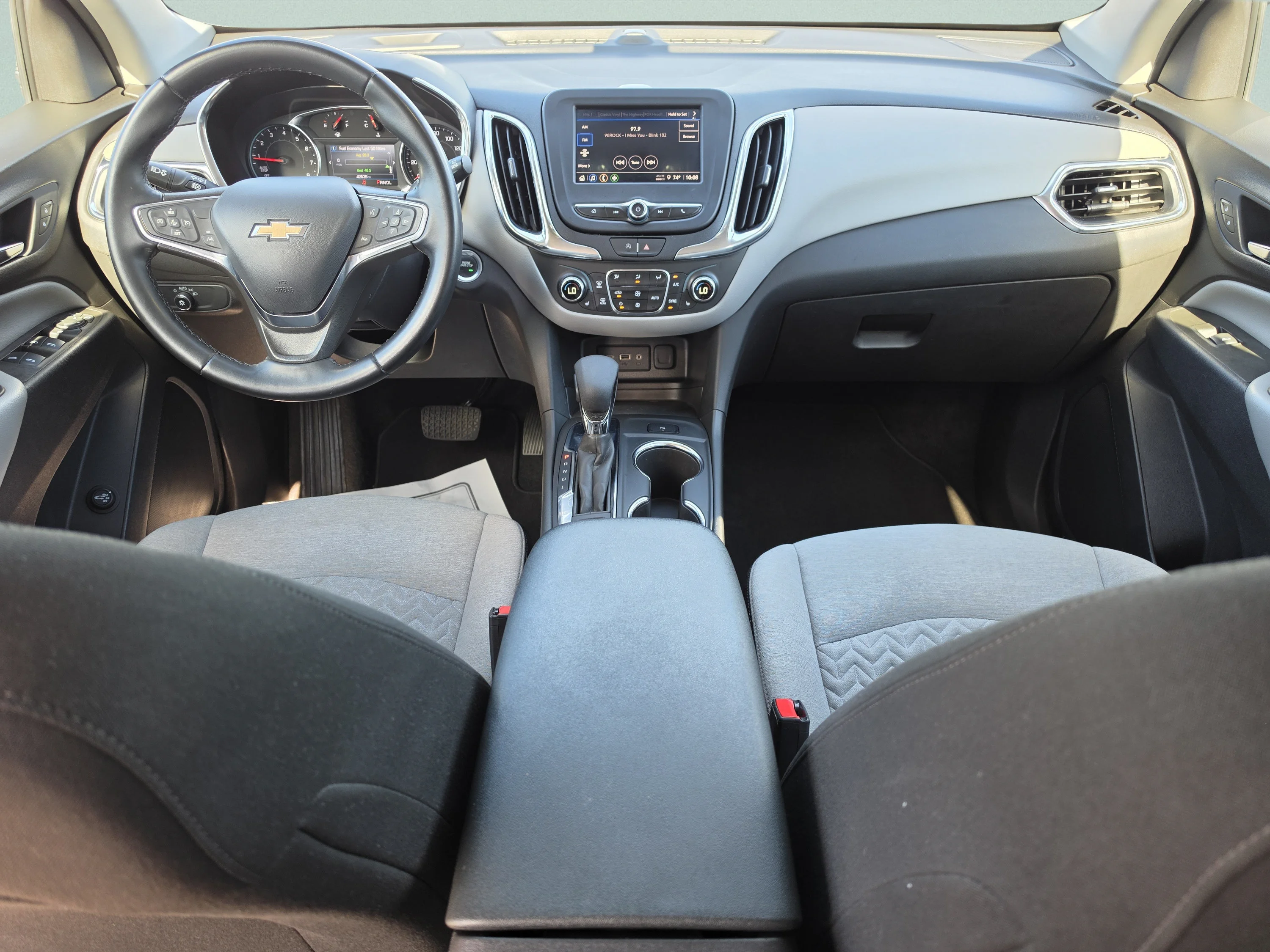 Used 2024 Summit White Chevrolet LT image 19