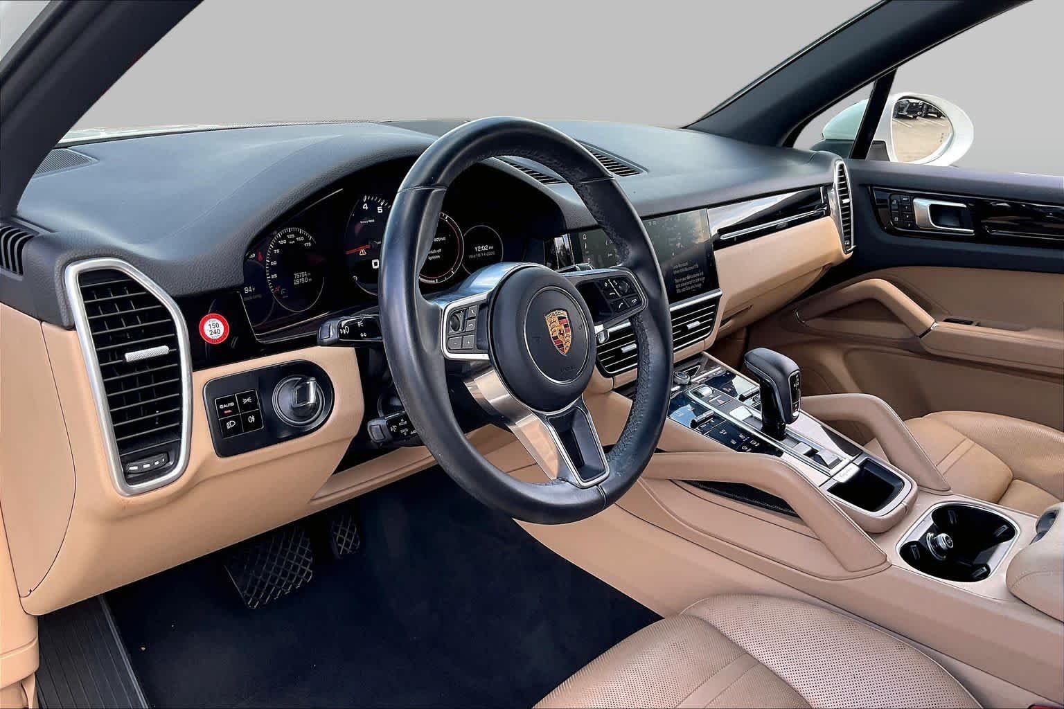 Used 2019 Carrara White Metallic Porsche  image 15
