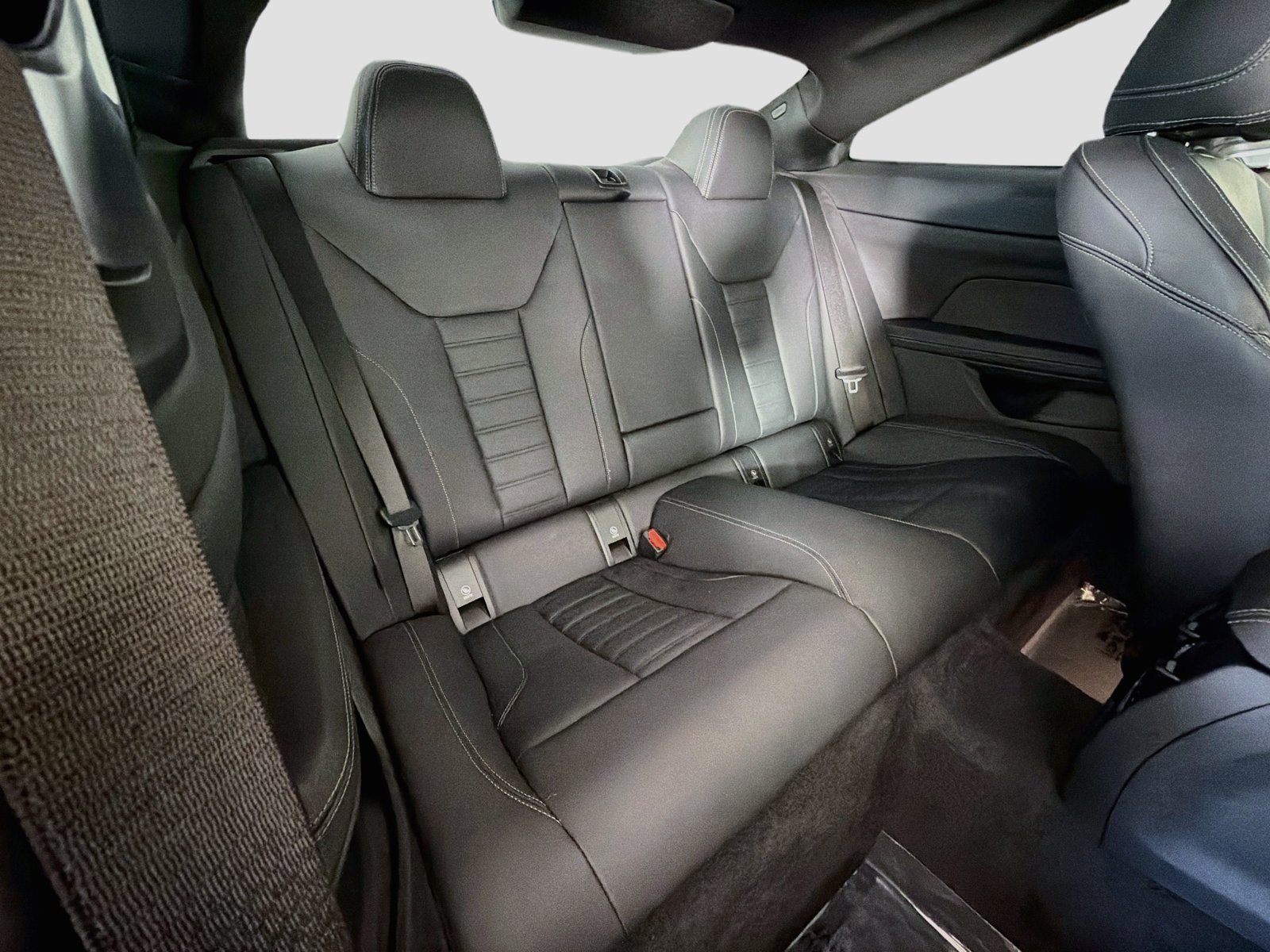 Certified Used 2023 Mineral White Metallic BMW M440i image 28