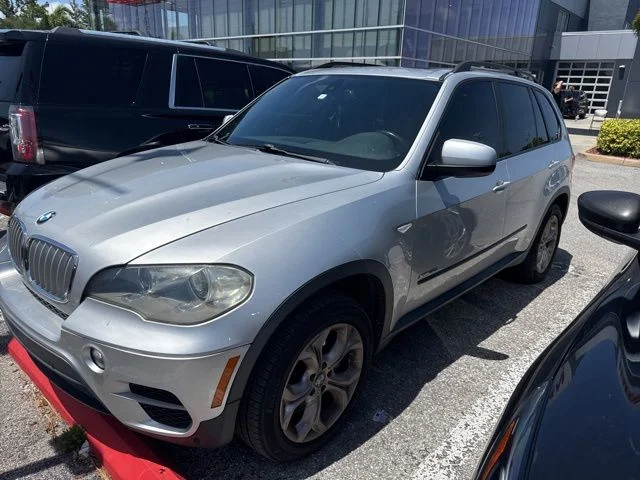 2013 BMW X5 xDrive50i's photo