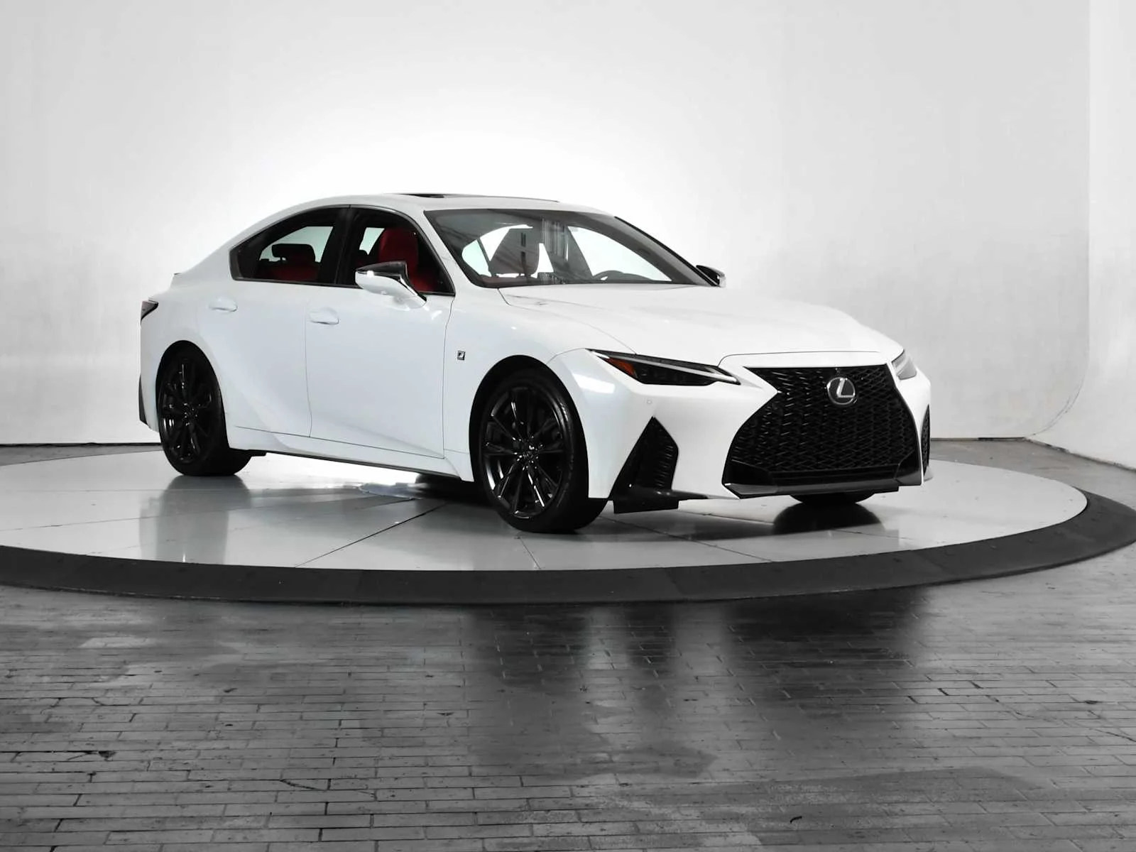 Certified Used 2024 ULTRA WHITE Lexus F SPORT image 9