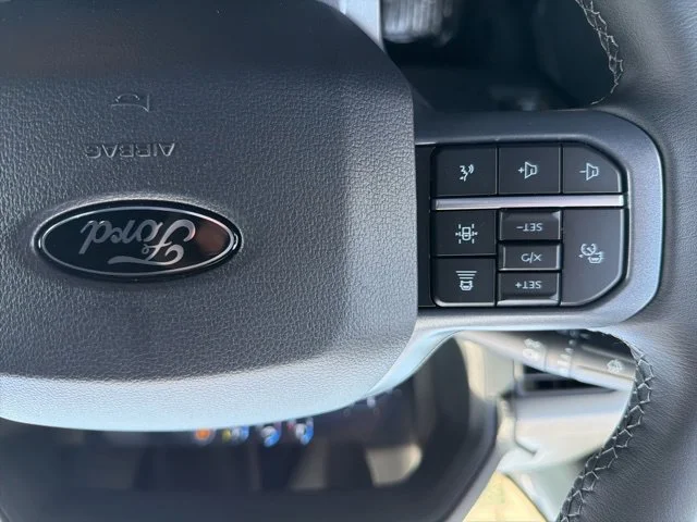 New 2026 Oxford White Ford XLT image 25