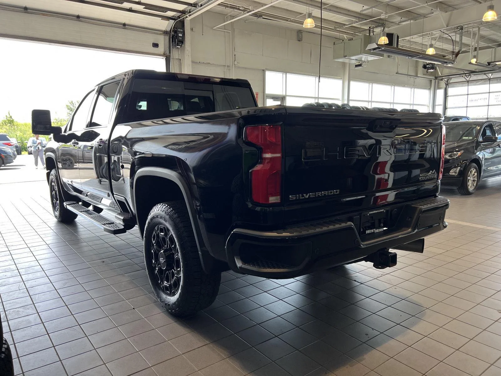 Used 2024 Black Chevrolet High Country image 6