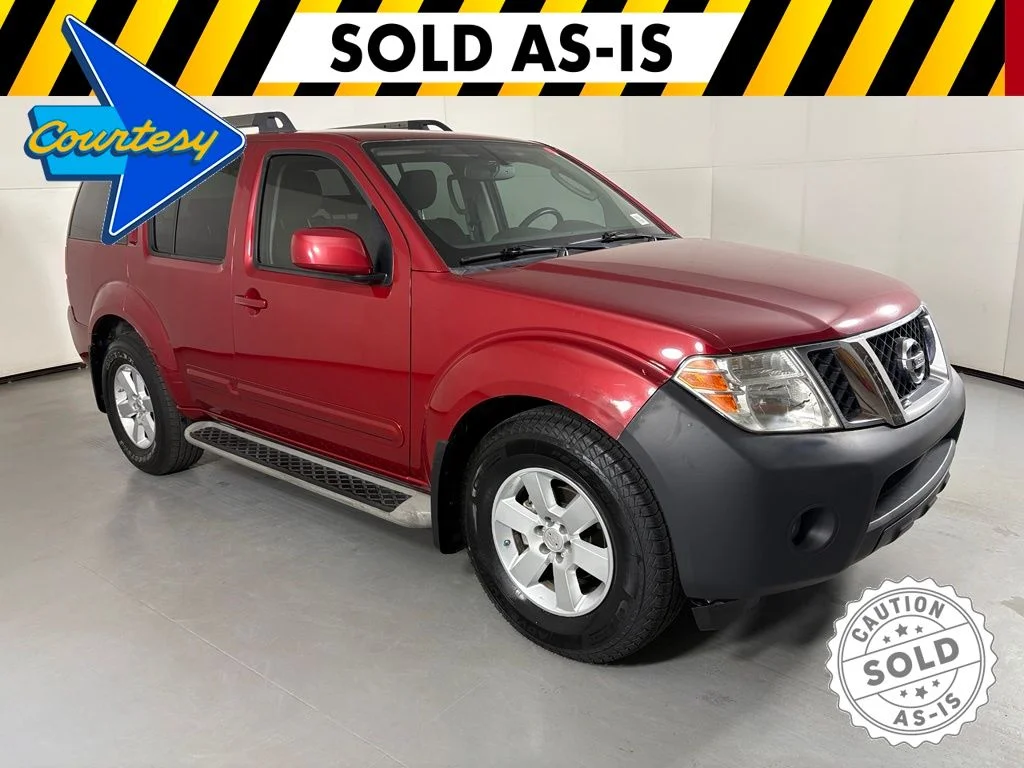 Used 2011 Red Nissan SV image 2