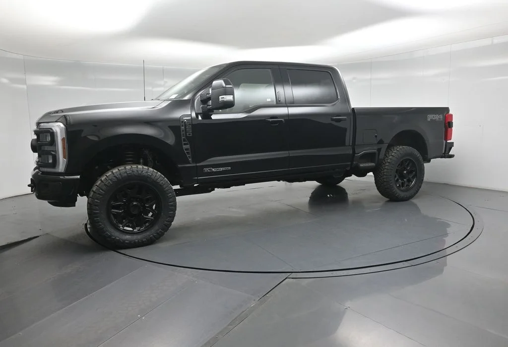 New 2026 Agate Black Metallic Ford Lariat image 29