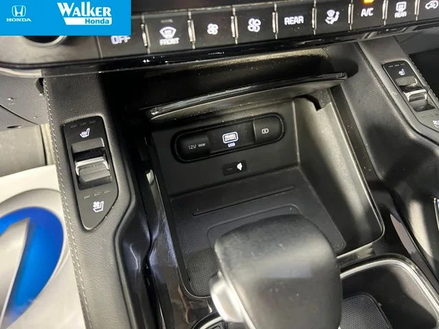 Used 2021 Green Kia EX image 31