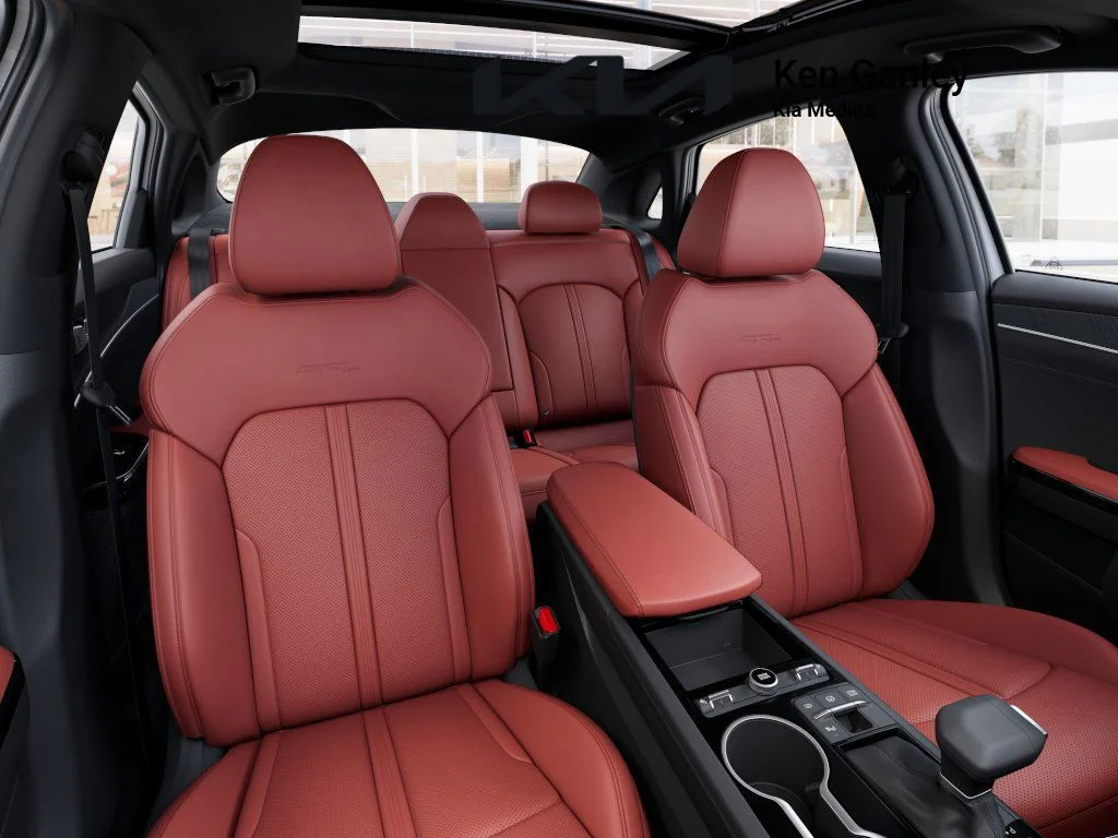 2026 Kia K5 GT-Line - Photo 15