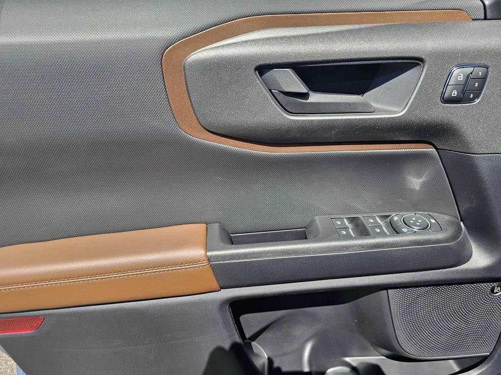 New 2026 Azure Gray Metallic Tri-Coat Ford Outer Banks® image 21