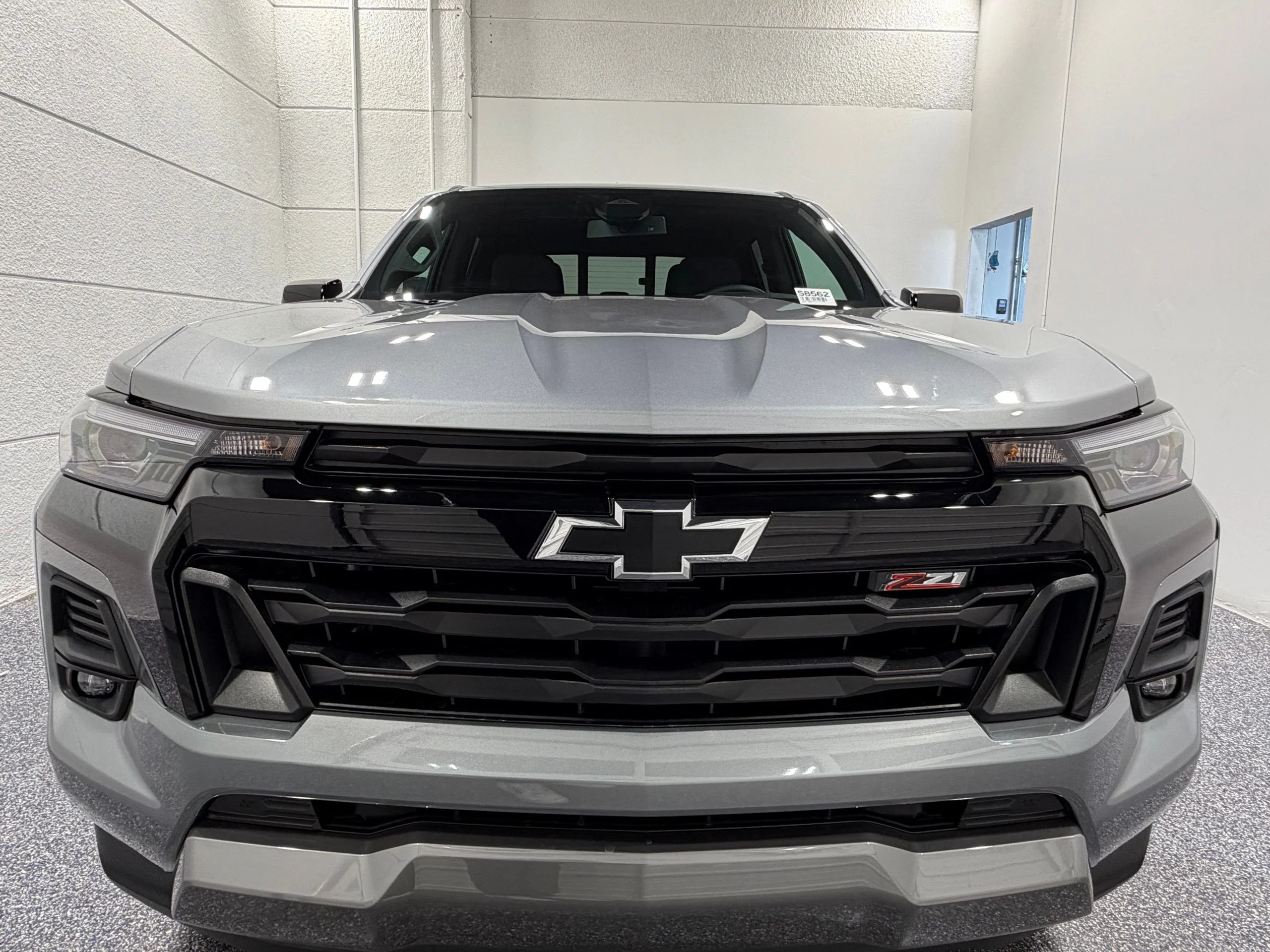 Used 2026 Gray Chevrolet Z71 image 11